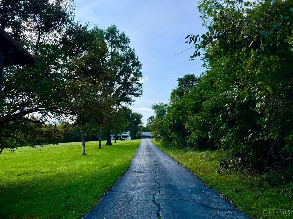 3535 Lewis Road Pierce, OH 45102