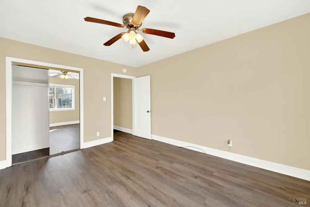 7608 Arthur Street Oakland, CA 94605