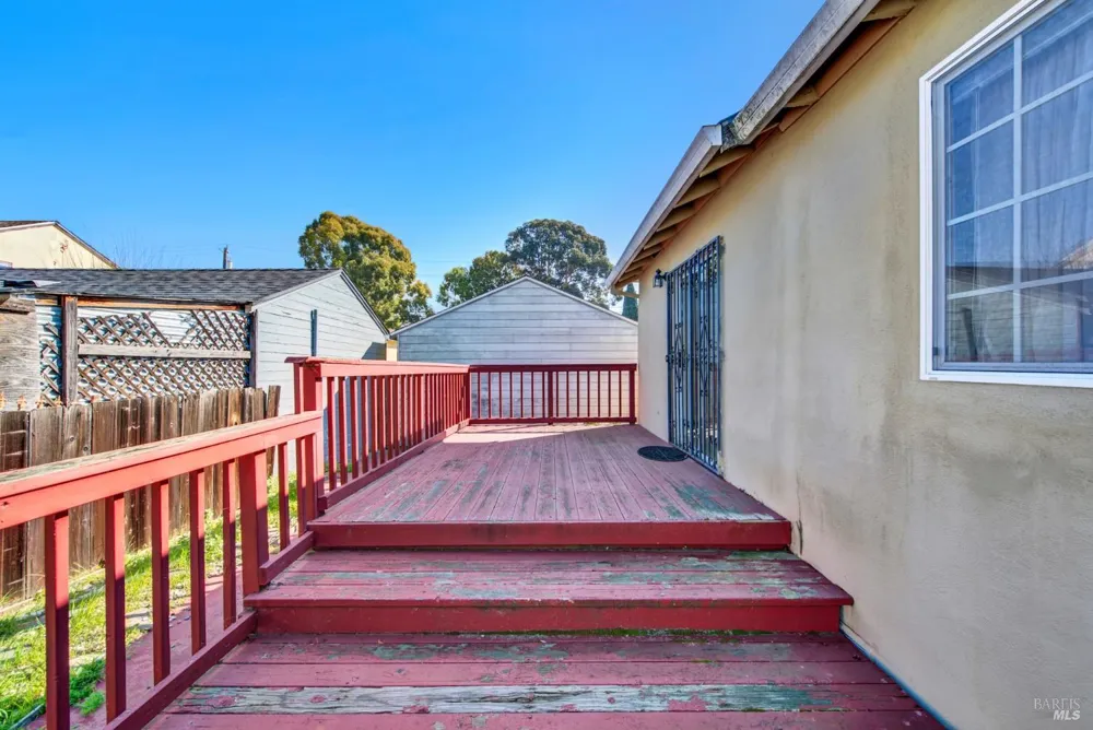 7608 Arthur Street Oakland, CA 94605