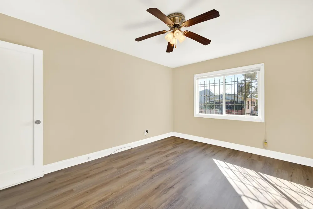 7608 Arthur Street Oakland, CA 94605