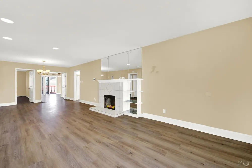 7608 Arthur Street Oakland, CA 94605