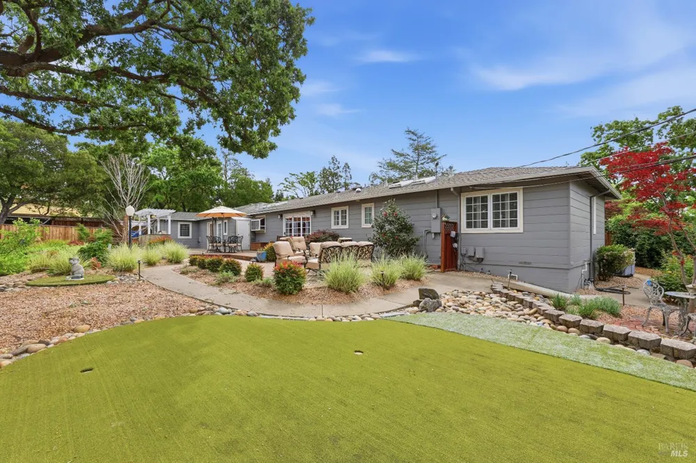 189 El Camino Corto Walnut Creek, CA 94596