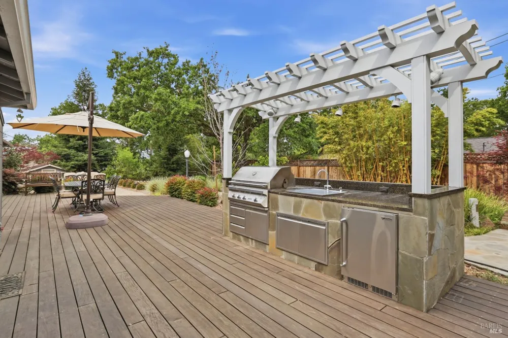 189 El Camino Corto Walnut Creek, CA 94596