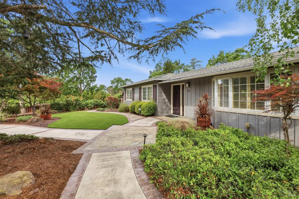 189 El Camino Corto Walnut Creek, CA 94596