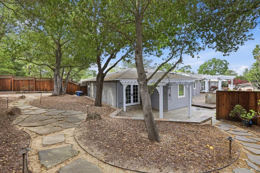 189 El Camino Corto Walnut Creek, CA 94596