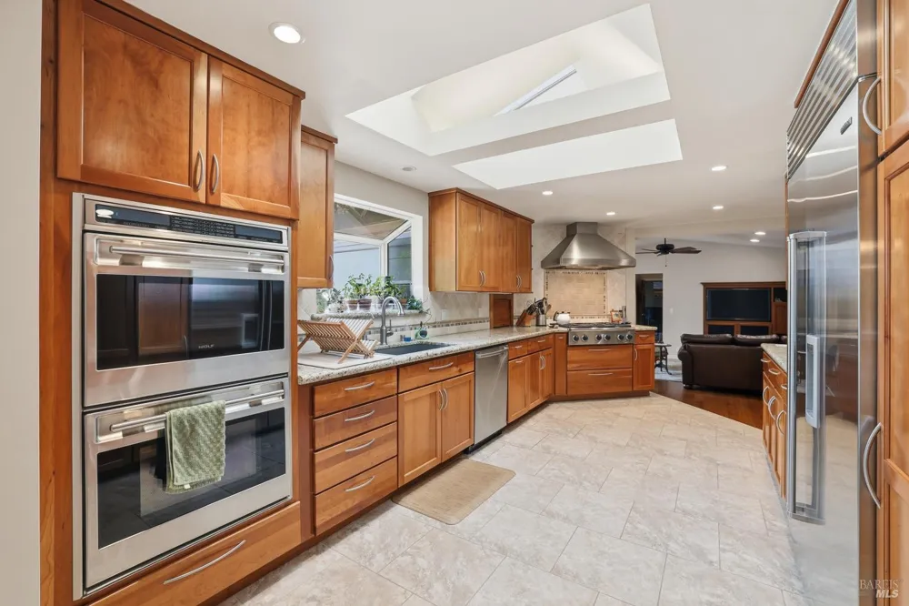 189 El Camino Corto Walnut Creek, CA 94596