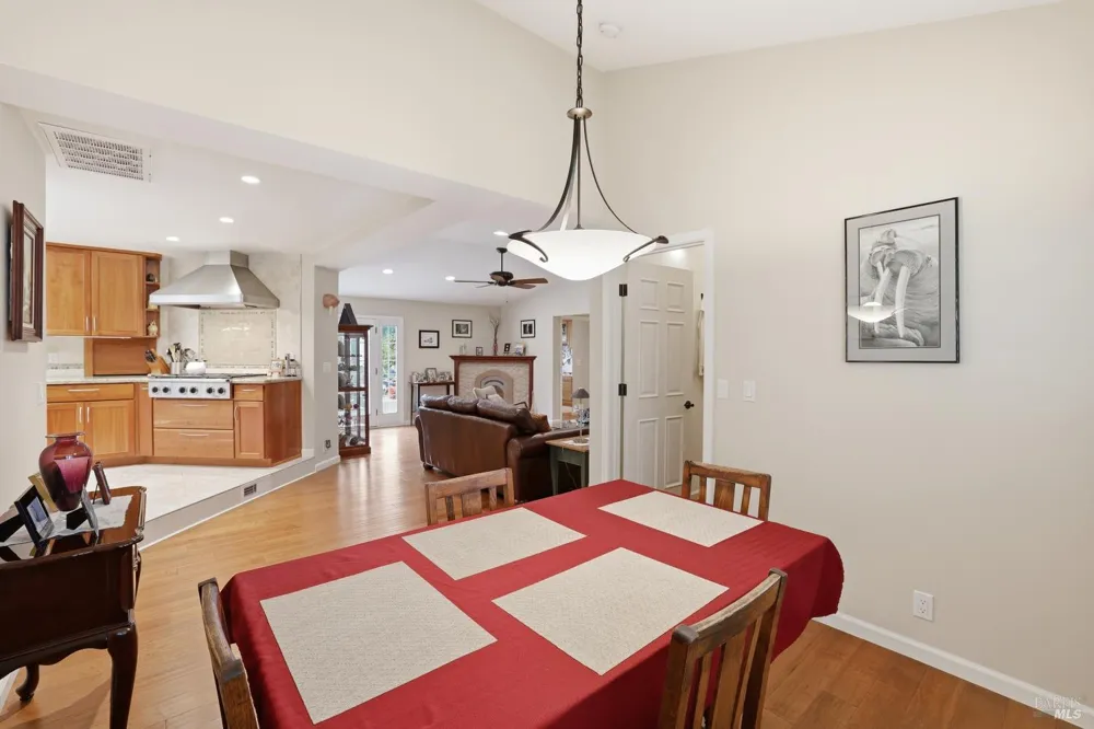 189 El Camino Corto Walnut Creek, CA 94596