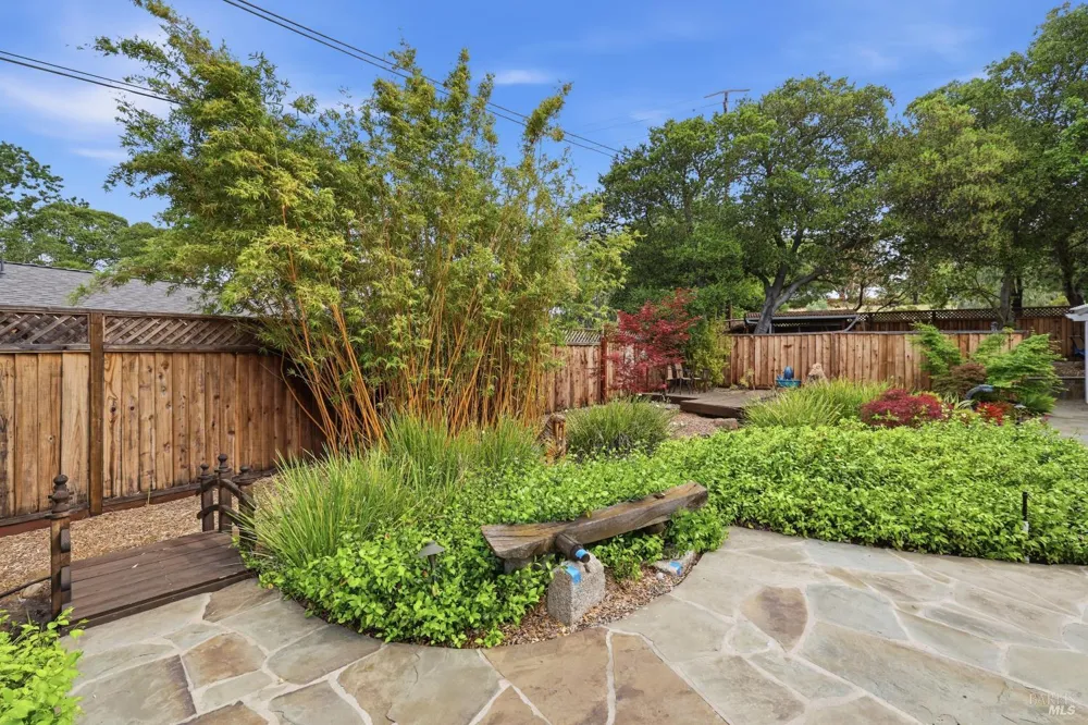 189 El Camino Corto Walnut Creek, CA 94596