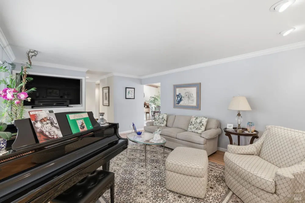 189 El Camino Corto Walnut Creek, CA 94596