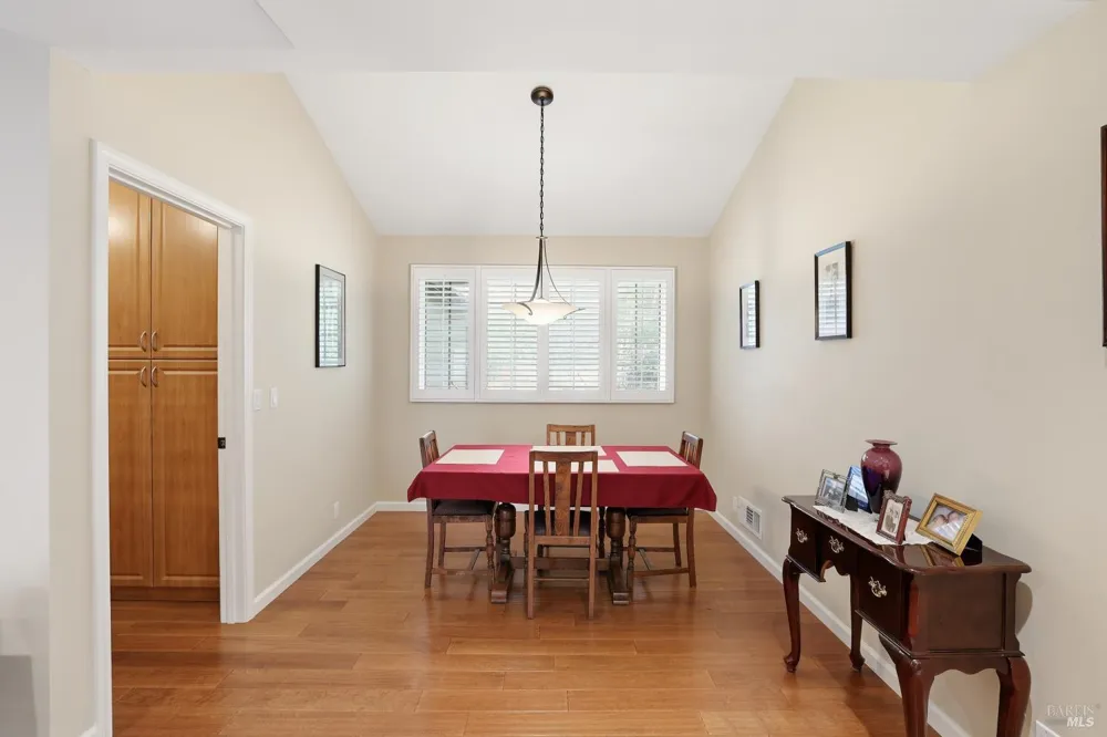 189 El Camino Corto Walnut Creek, CA 94596