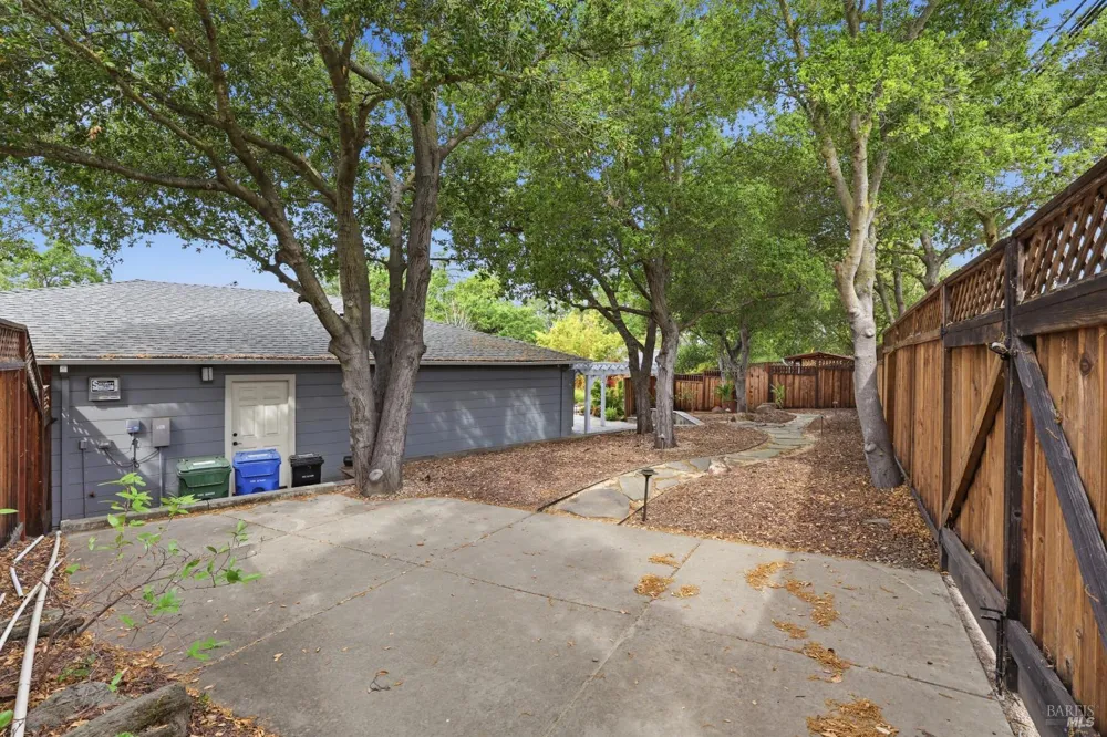 189 El Camino Corto Walnut Creek, CA 94596