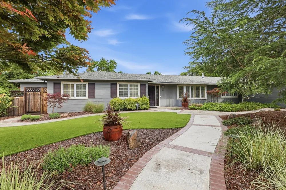 189 El Camino Corto Walnut Creek, CA 94596