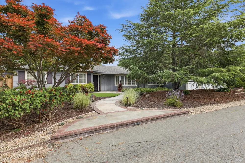 189 El Camino Corto Walnut Creek, CA 94596