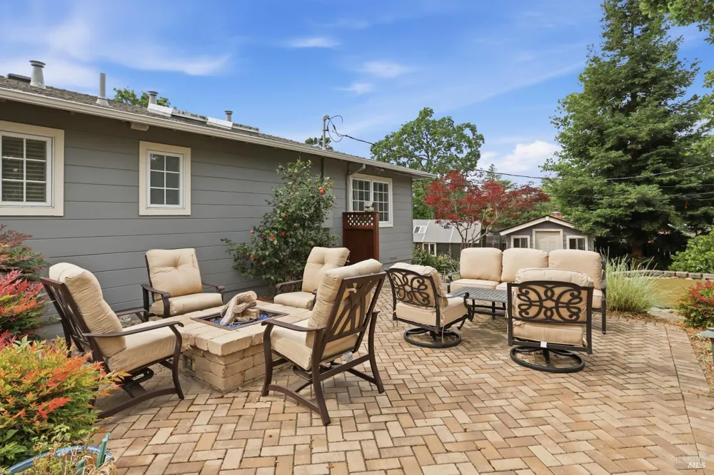 189 El Camino Corto Walnut Creek, CA 94596