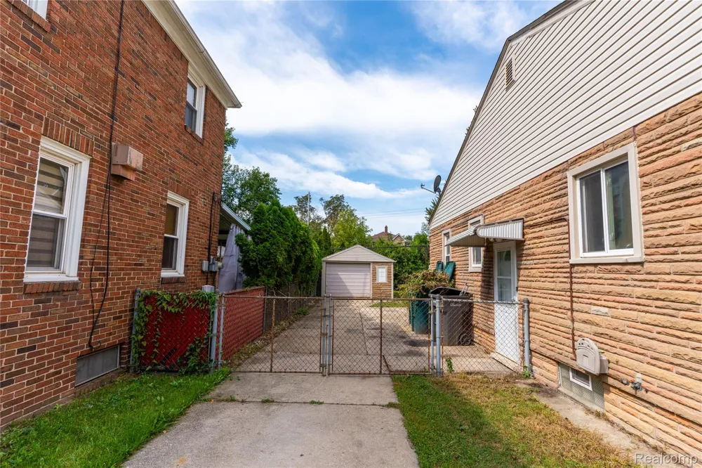 2120 Geneva Street Dearborn City, MI 48124