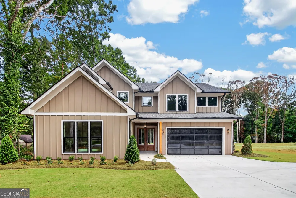 5572 Lilburn Stone Mountain RD Stone Mountain, GA 30087