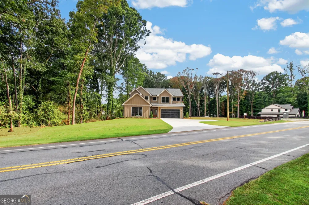 5572 Lilburn Stone Mountain RD Stone Mountain, GA 30087