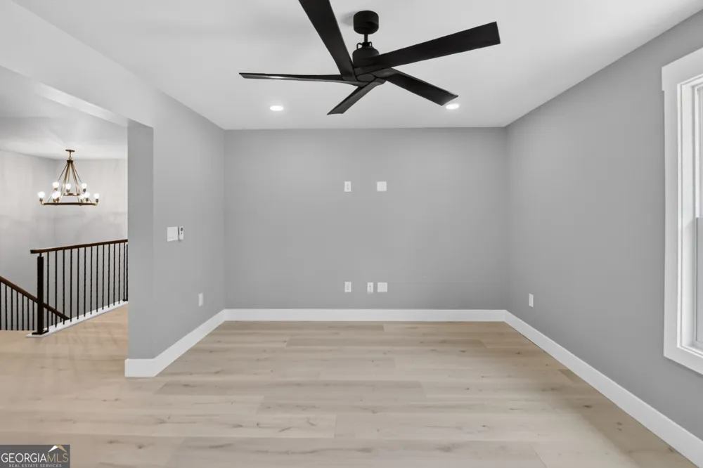 5572 Lilburn Stone Mountain RD Stone Mountain, GA 30087