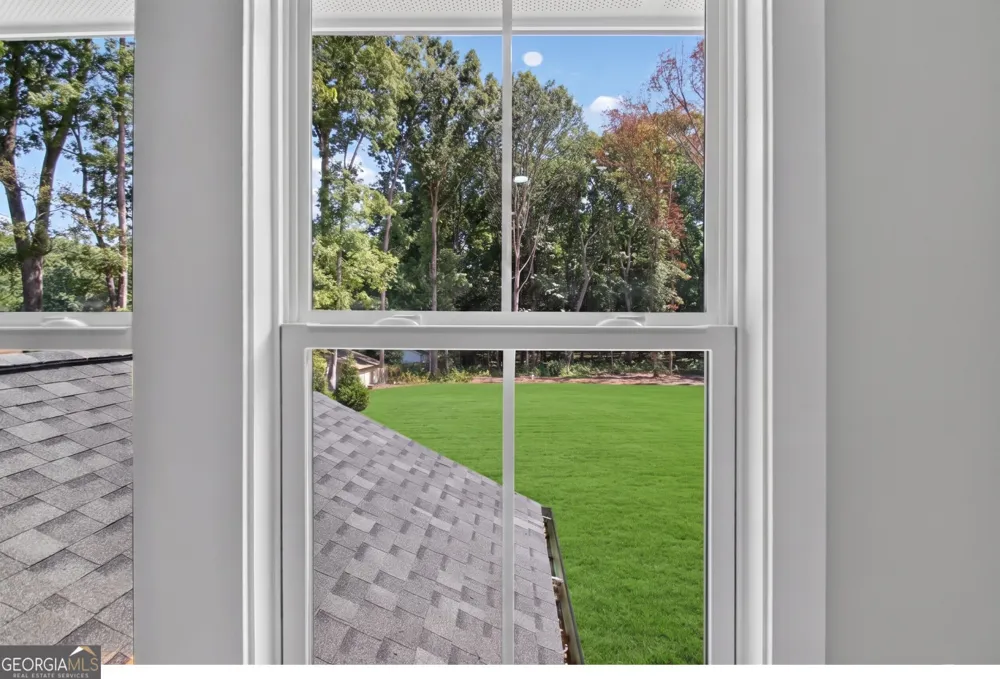 5572 Lilburn Stone Mountain RD Stone Mountain, GA 30087
