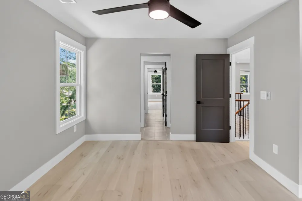 5572 Lilburn Stone Mountain RD Stone Mountain, GA 30087