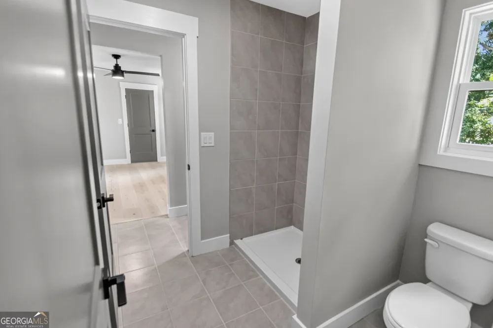 5572 Lilburn Stone Mountain RD Stone Mountain, GA 30087