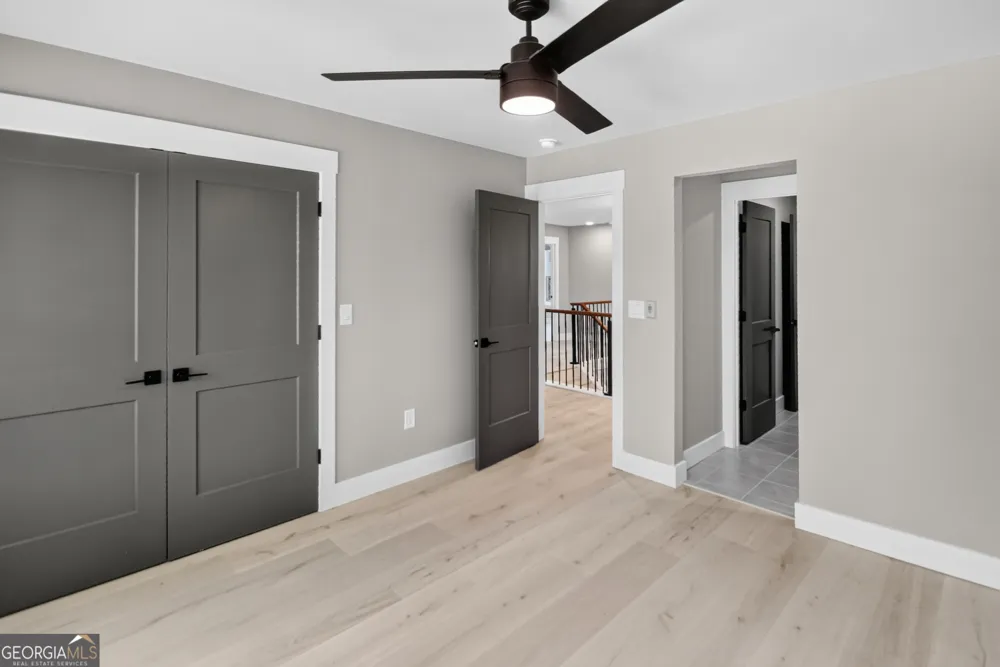 5572 Lilburn Stone Mountain RD Stone Mountain, GA 30087