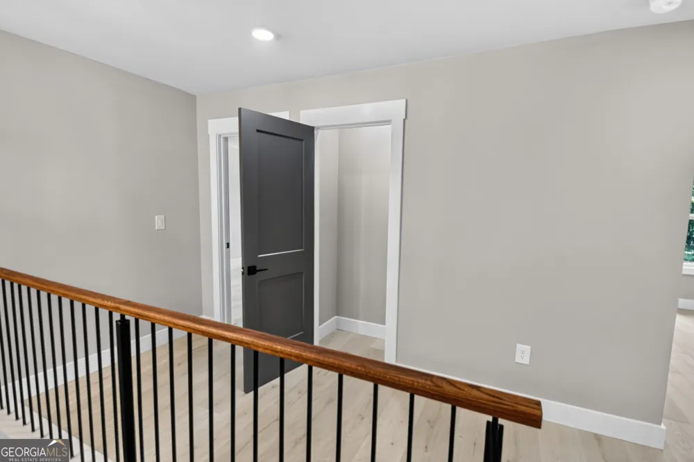 5572 Lilburn Stone Mountain RD Stone Mountain, GA 30087