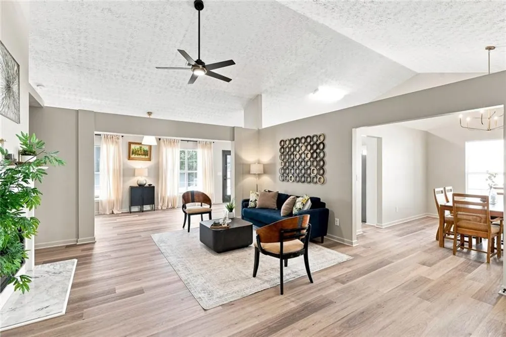 2762 Hillvale Cove Way Lithonia, GA 30058