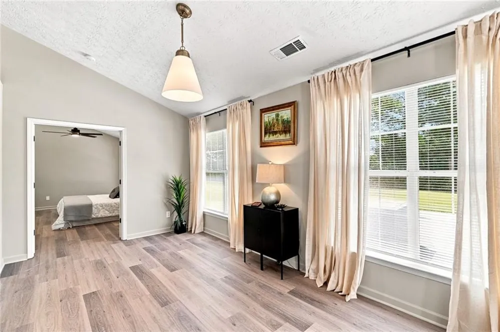2762 Hillvale Cove Way Lithonia, GA 30058