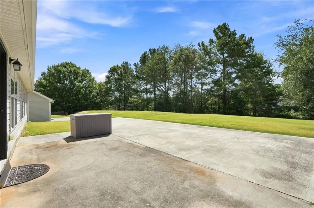 2762 Hillvale Cove Way Lithonia, GA 30058