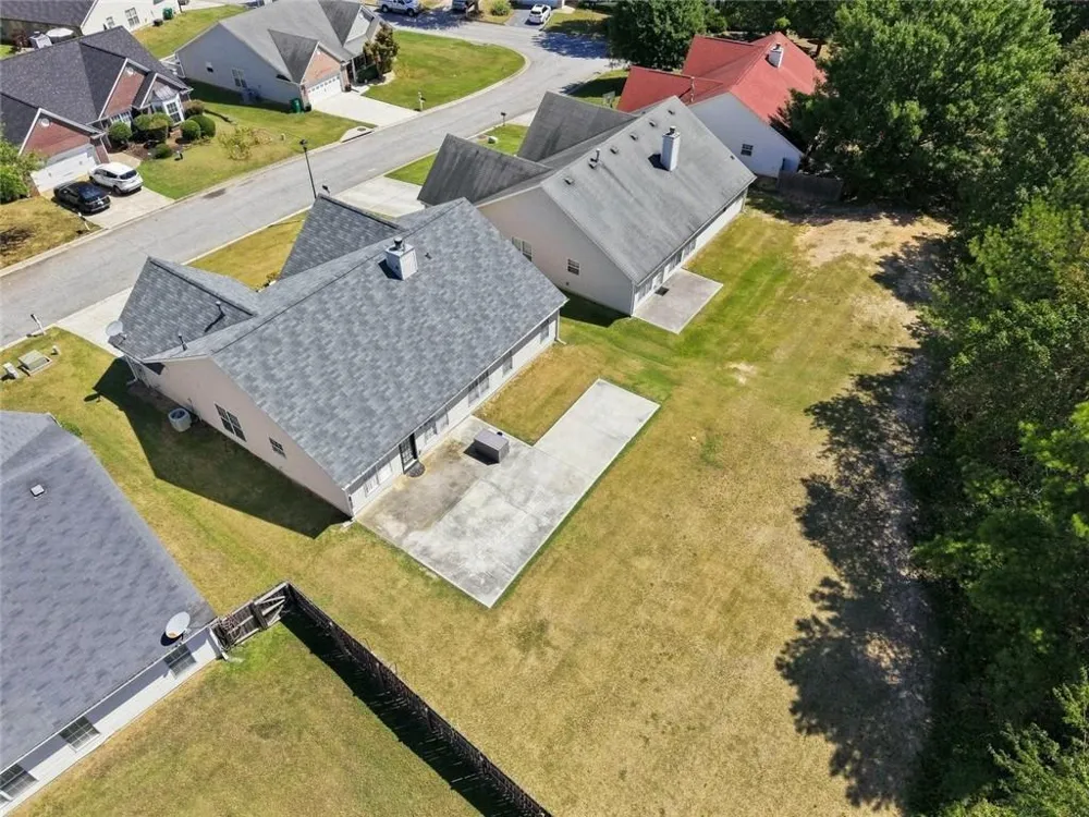 2762 Hillvale Cove Way Lithonia, GA 30058