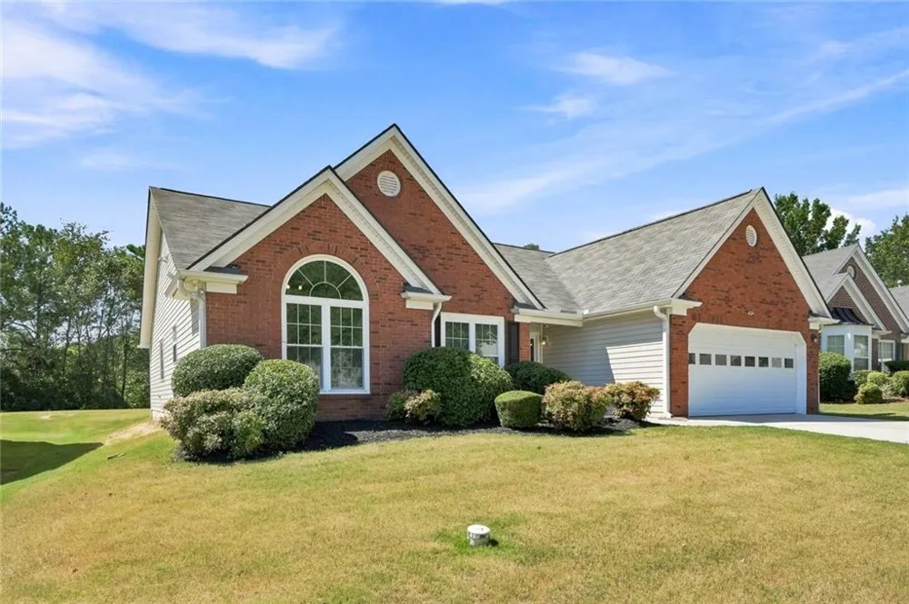 2762 Hillvale Cove Way Lithonia, GA 30058