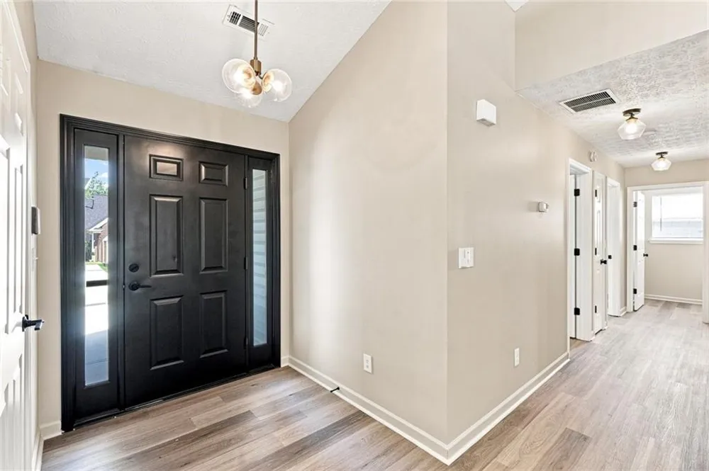 2762 Hillvale Cove Way Lithonia, GA 30058