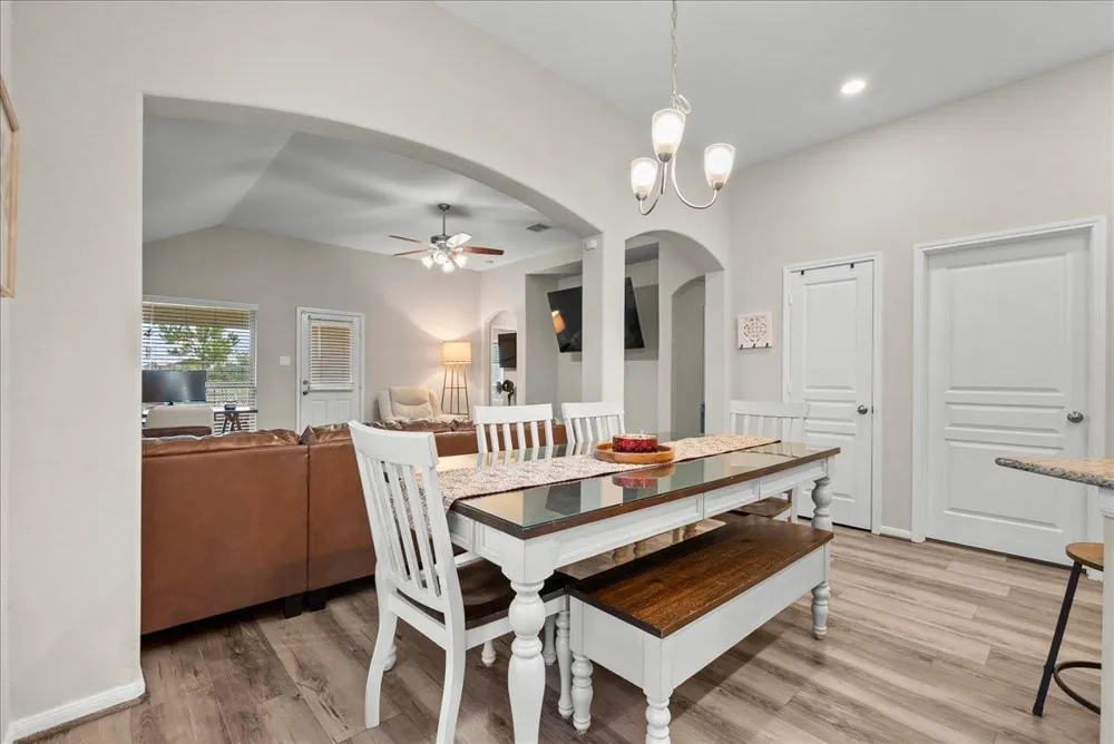 732 Cedar Gate Lane La Marque, TX 77568
