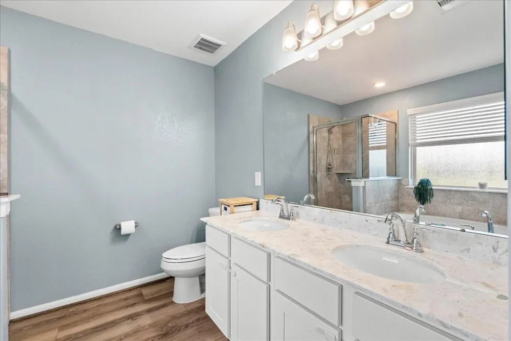 732 Cedar Gate Lane La Marque, TX 77568