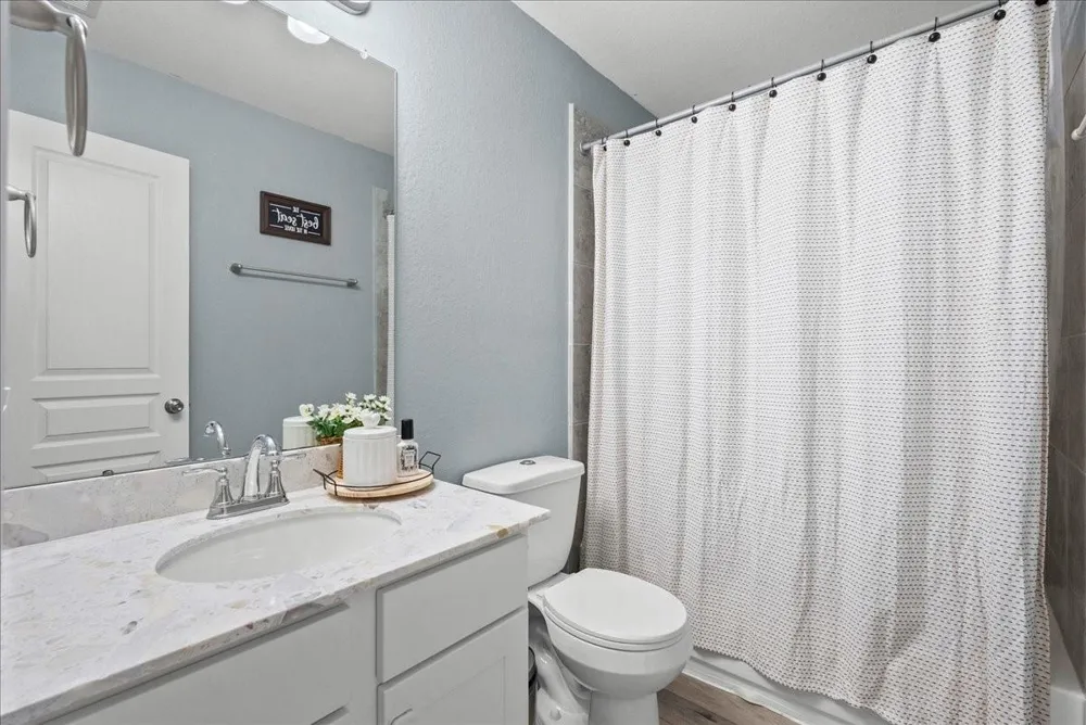 732 Cedar Gate Lane La Marque, TX 77568