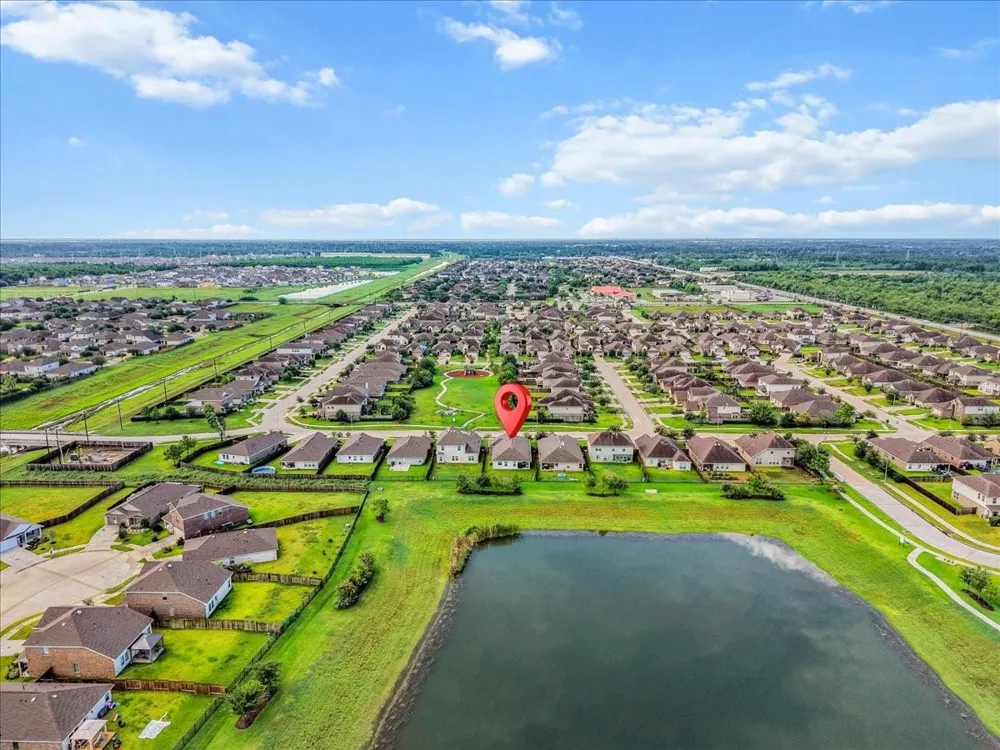 732 Cedar Gate Lane La Marque, TX 77568