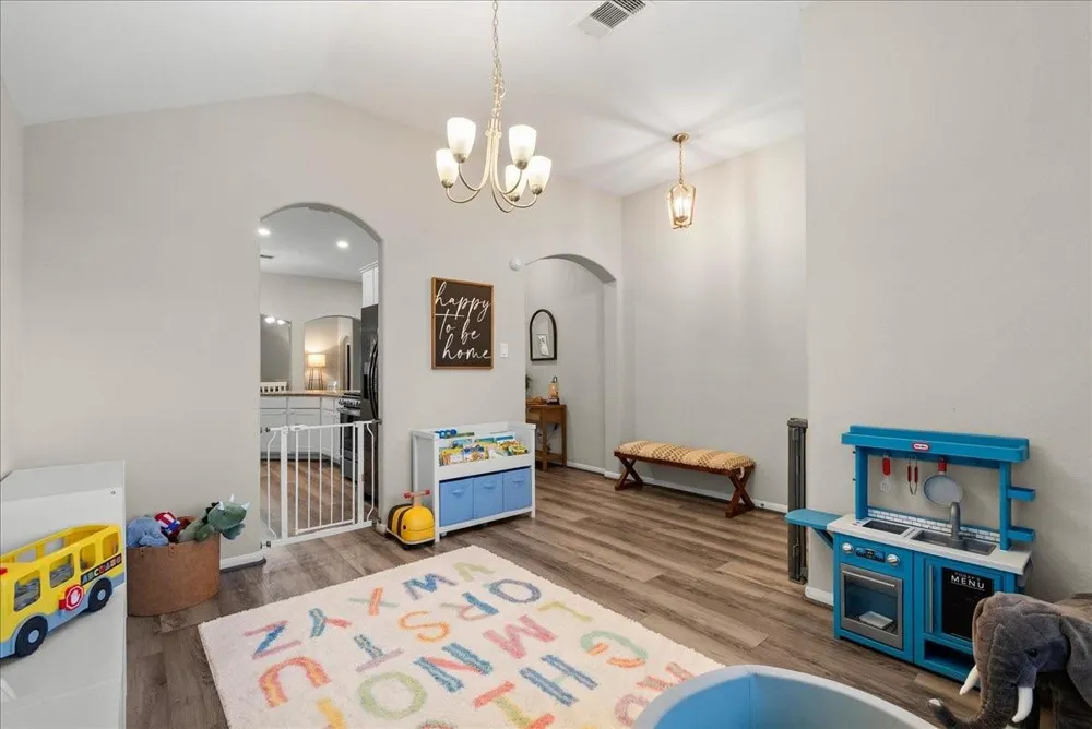 732 Cedar Gate Lane La Marque, TX 77568