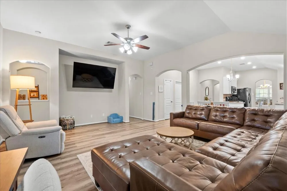 732 Cedar Gate Lane La Marque, TX 77568