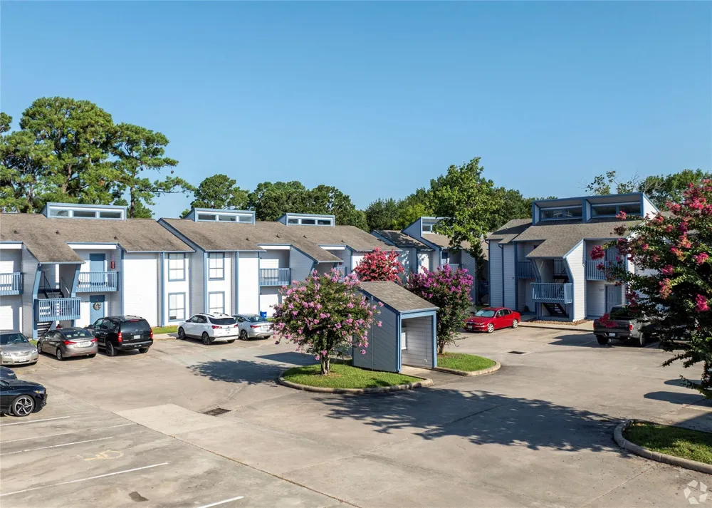 13155 Walden Road #202 Montgomery, TX 77356