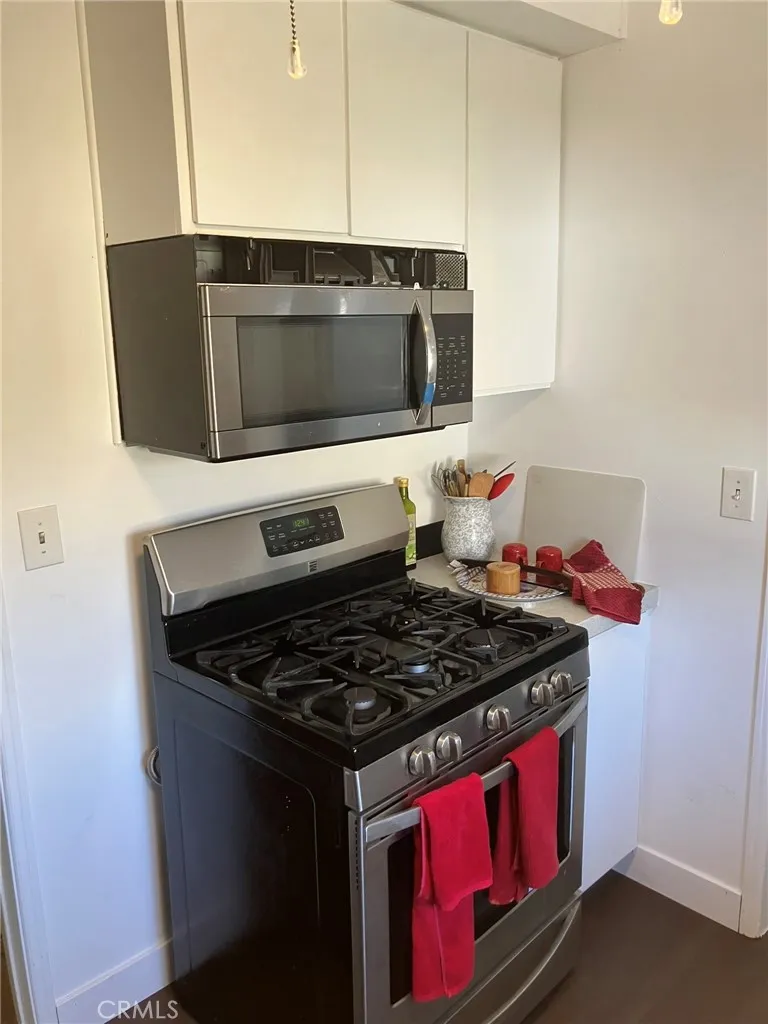 532 E Rosewood Court Ontario, CA 91764