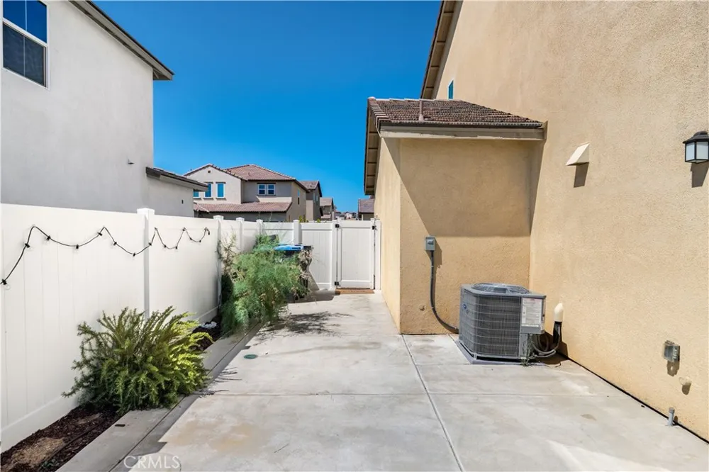 31667 Cobalite Winchester, CA 92596