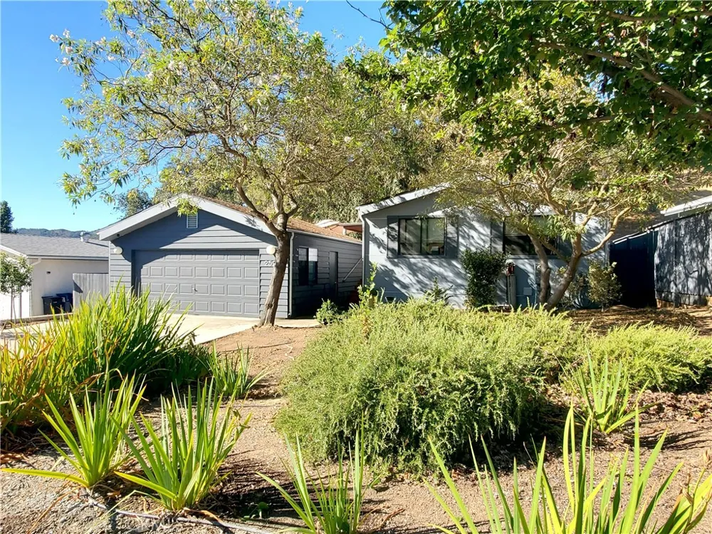 2522 Bridle Trail Paso Robles, CA 93446