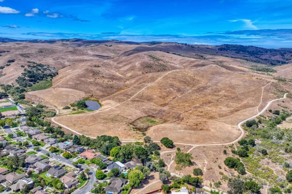 22305 Davenrich Street Salinas, CA 93908