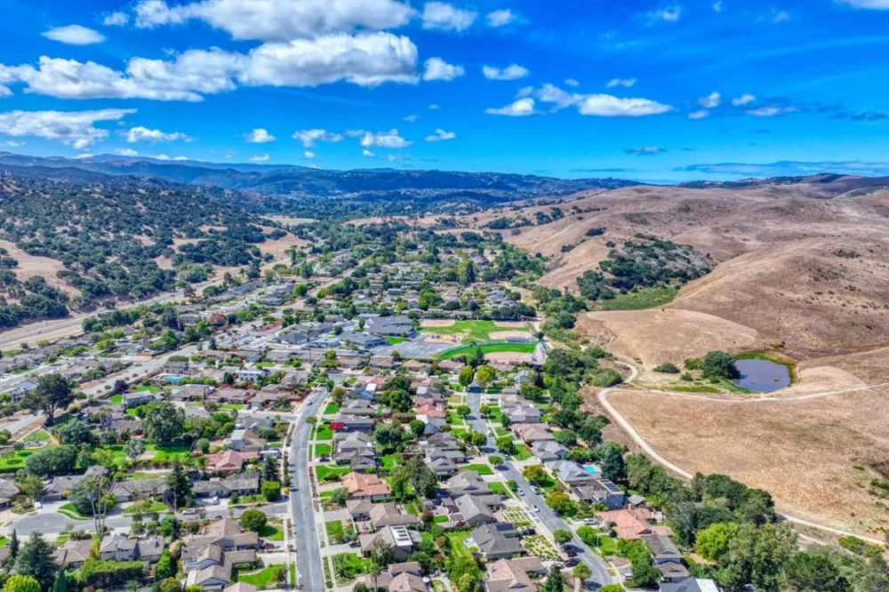 22305 Davenrich Street Salinas, CA 93908