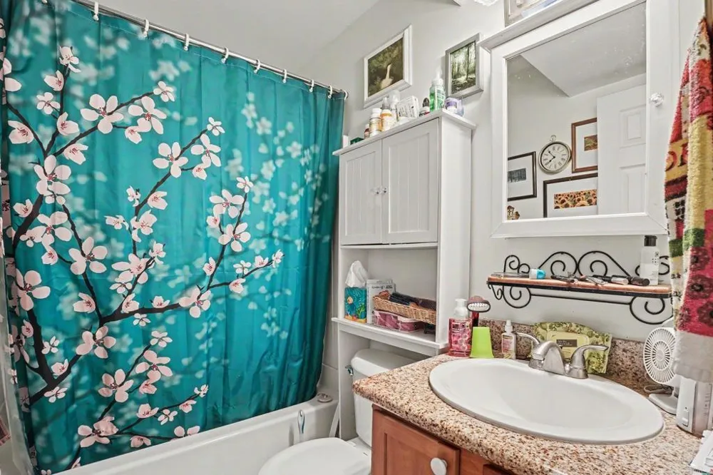 1386 E Madison Avenue El Cajon, CA 92021