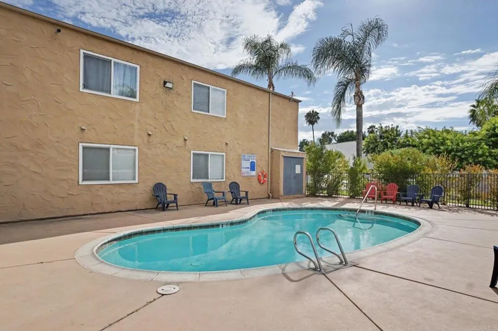1386 E Madison Avenue El Cajon, CA 92021