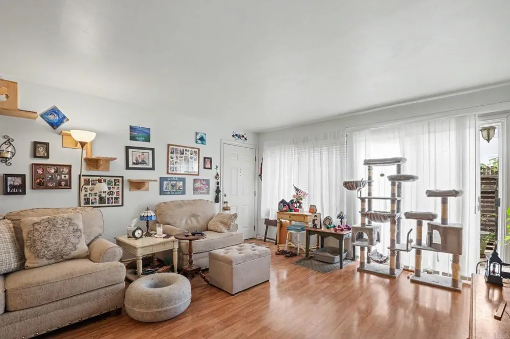 1386 E Madison Avenue El Cajon, CA 92021