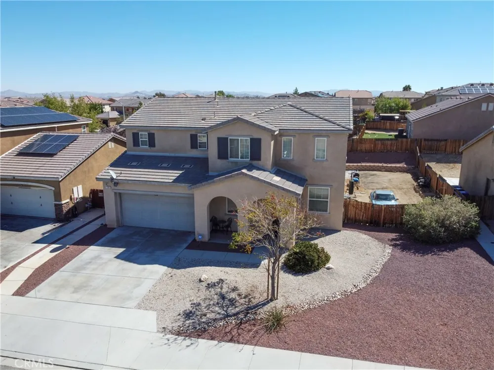 15083 Brucite Victorville, CA 92394