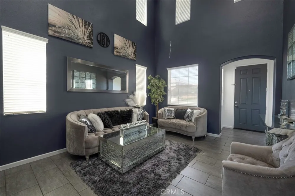 15083 Brucite Victorville, CA 92394